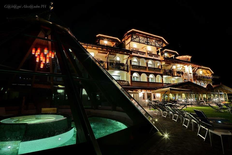 Rene Dolomites Boutique Hotel Pozza di Fassa Exterior foto